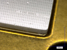 Lade das Bild in den Galerie-Viewer, Nano Bibel (18k Gold, hochglanz, 750er) 8 verschiedene Sprachen
